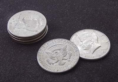 マッスルパスのやり方｜飛ぶコインのコインマジック種明かし